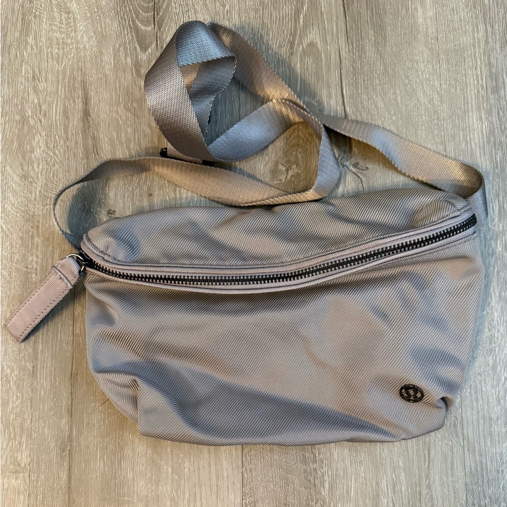 Lululemon Go Lightly Belt Bag